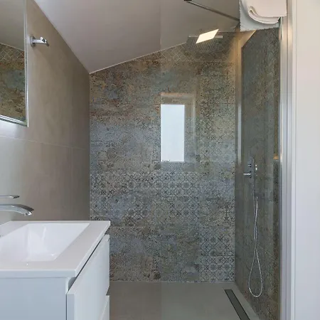 Ferienhaus Neue Und Hundefreundliche Mit Panorama-meerblick, Privatpool, Grillbereich, Babybett, Waschmaschine *